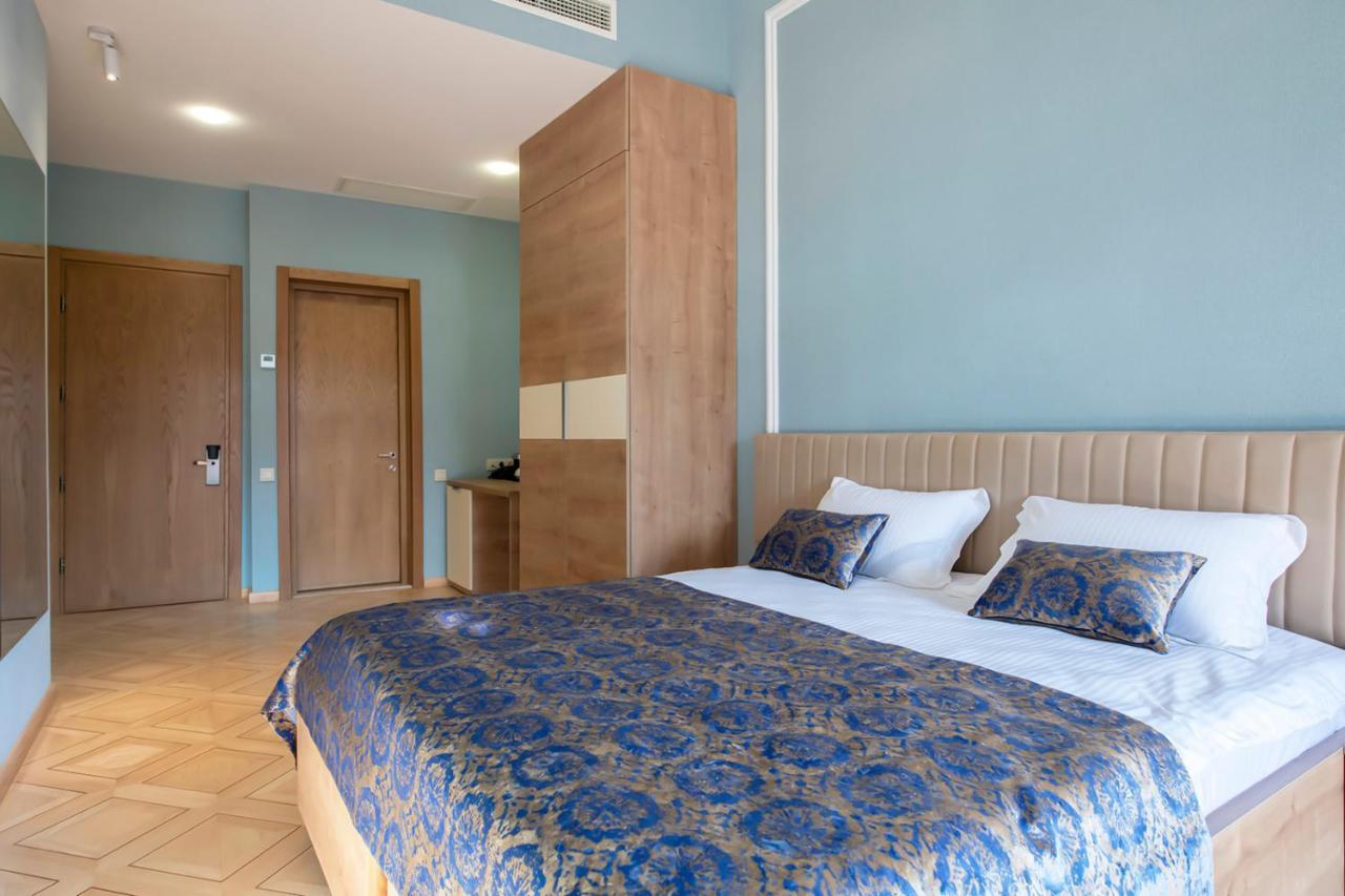 Hotel Solo Tbilisi Buitenkant foto